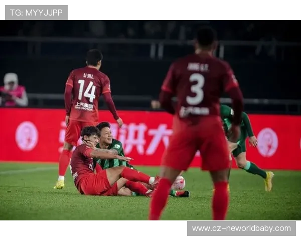 中国足球超级联赛新赛季揭幕战精彩纷呈 多支劲旅力争冠军荣耀 中国足球超级联赛新赛季揭幕战精彩纷呈 多支劲旅力争冠军荣耀