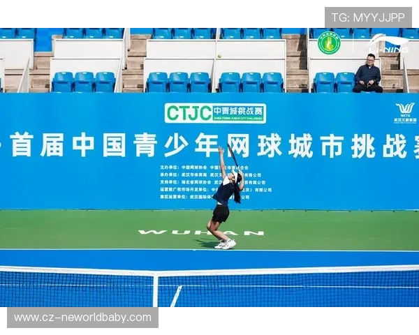 年轻新星横扫赛场震惊四方网球世界迎来全新时代