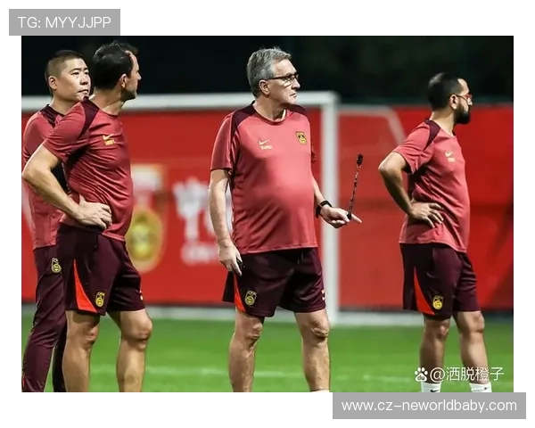 中国男足迎战日本队冲击世界杯资格赛全力以赴备战关键战役 中国男足迎战日本队冲击世界杯资格赛全力以赴备战关键战役