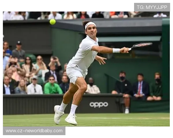 费德勒退役后首度现身网球赛场 带领年轻选手分享经验心得